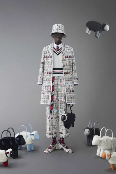 Look 30